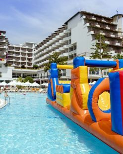 HOLIDAY PARK RESORT