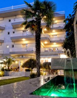 IONI HOTEL
