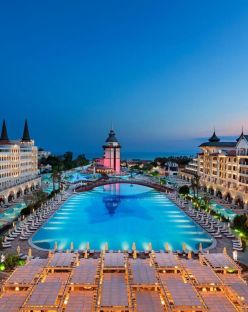 TITANIC MARDAN PALACE