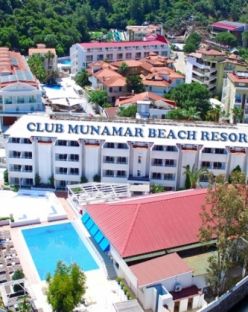 CLUB MUNAMAR BEACH RESORT