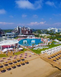 SELECTUM LUXURY RESORT