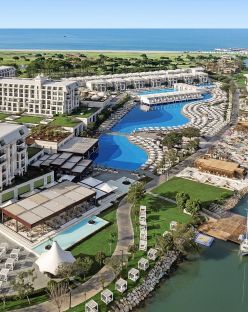 TITANIC DELUXE GOLF BELEK