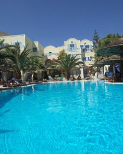 ZEPHYROS HOTEL SANTORINI