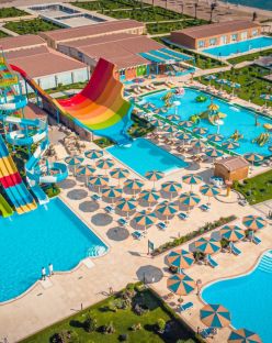 HAWAII PARADISE AQUA PARK RESORT