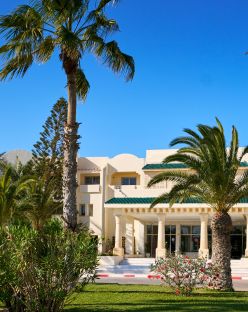 LES QUATRE SAISONS (ex. BAYA BEACH)