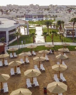 XANADU MAKADI BAY