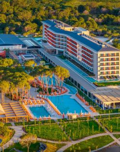 TRENDY PERGE RESORT & SUITES
