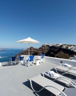 VALLAS APARTMENT & VILLAS