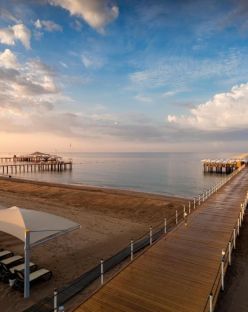 CALISTA LUXURY RESORT