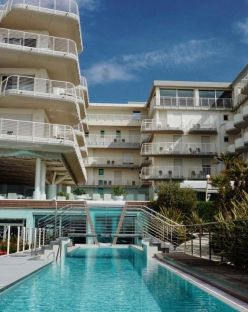 Hotel Le Soleil или подобен