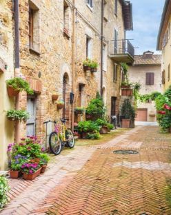 КОЛЕДНО НАСТРОЕНИЕ във ФЛОРЕНЦИЯ  - 4 нощувки с чартър от София до Перуджа