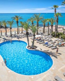 Caprici Beach Hotel & Spa