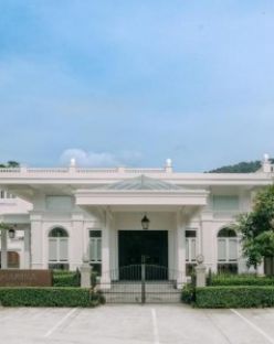 Marina Gallery Kacha Resort