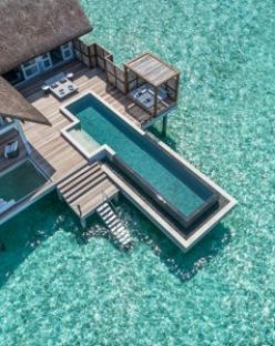 FOUR SEASONS LANDAA GIRAAVARU