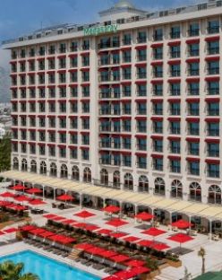 MEGASARAY WEST BEACH