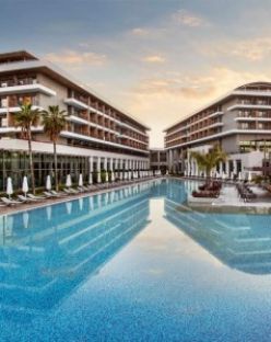 ACANTHUS & CENNET BARUT COLLECTION