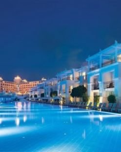 TITANIC DELUXE GOLF BELEK